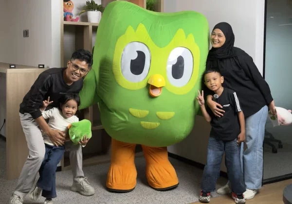 Hudzaifah family with duo