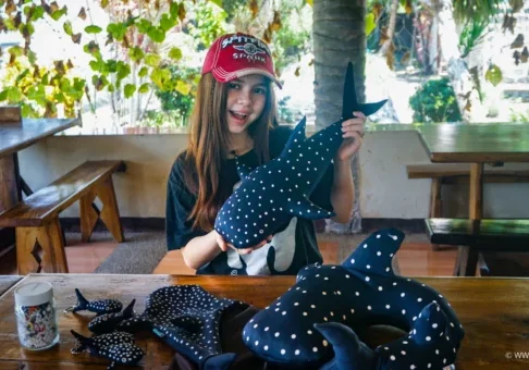 Xia Vigor with KALIPI plush products